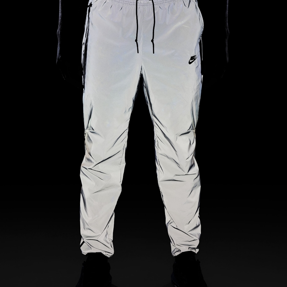 NEW! Men's Nike Tech Reflective Woven Pants Size M edium - Picture 4 of 8
